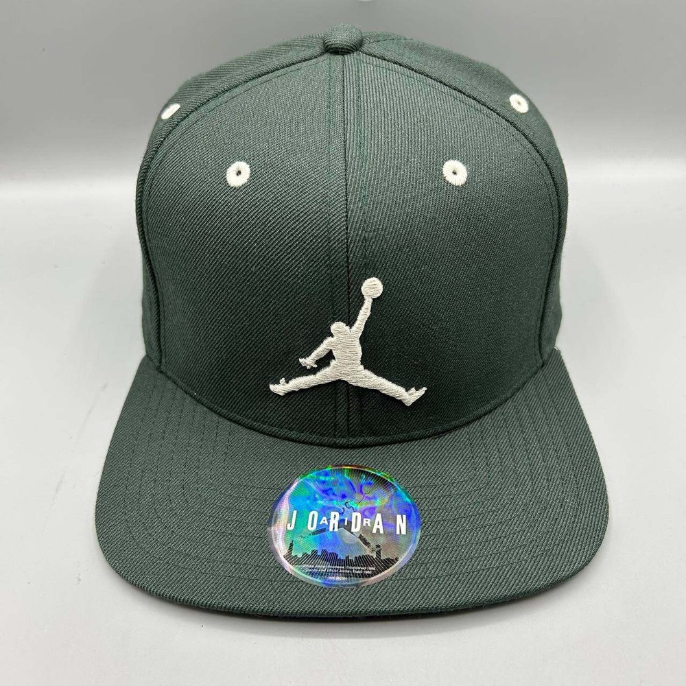 Air Jordan Hat Men Green Embroidered White Logo Jumpman Snap Back Cap New